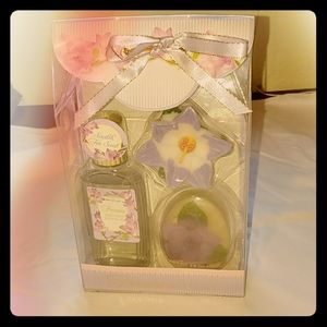 Bath gift set